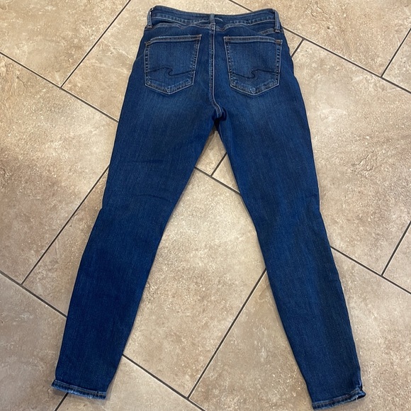 Silver Jeans - Picture 2 of 4